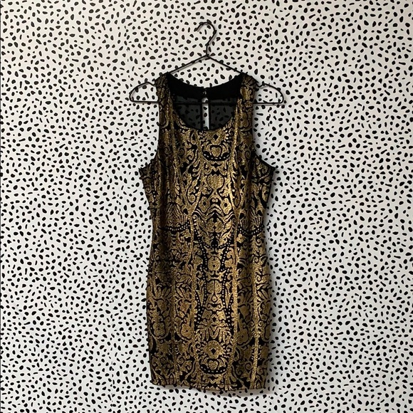 Foreign Exchange Dresses & Skirts - Final Price! Foreign Exchange Gold & Black Dress
